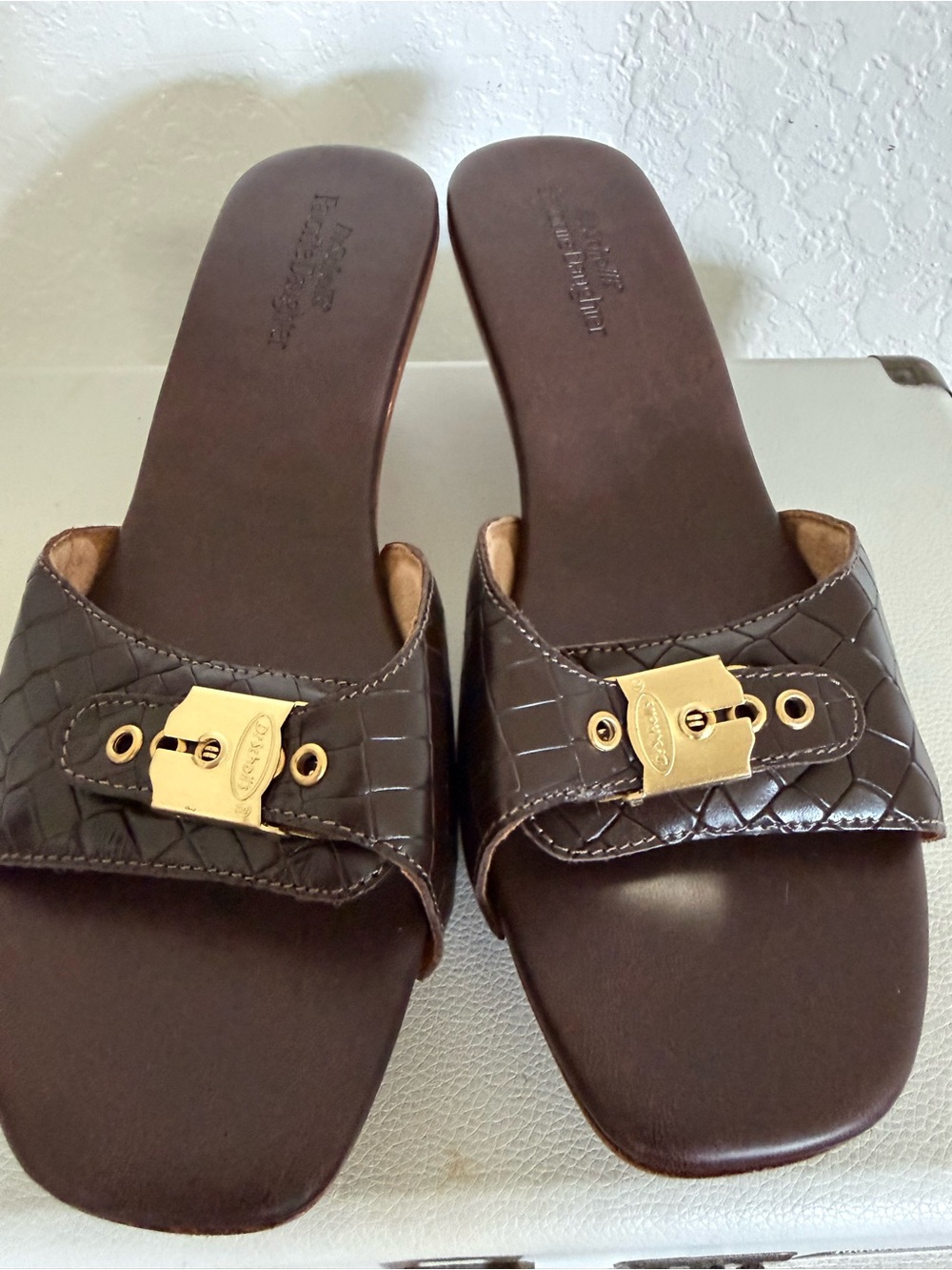 Dr. Scholl's Favorite Daughter brown leather slides